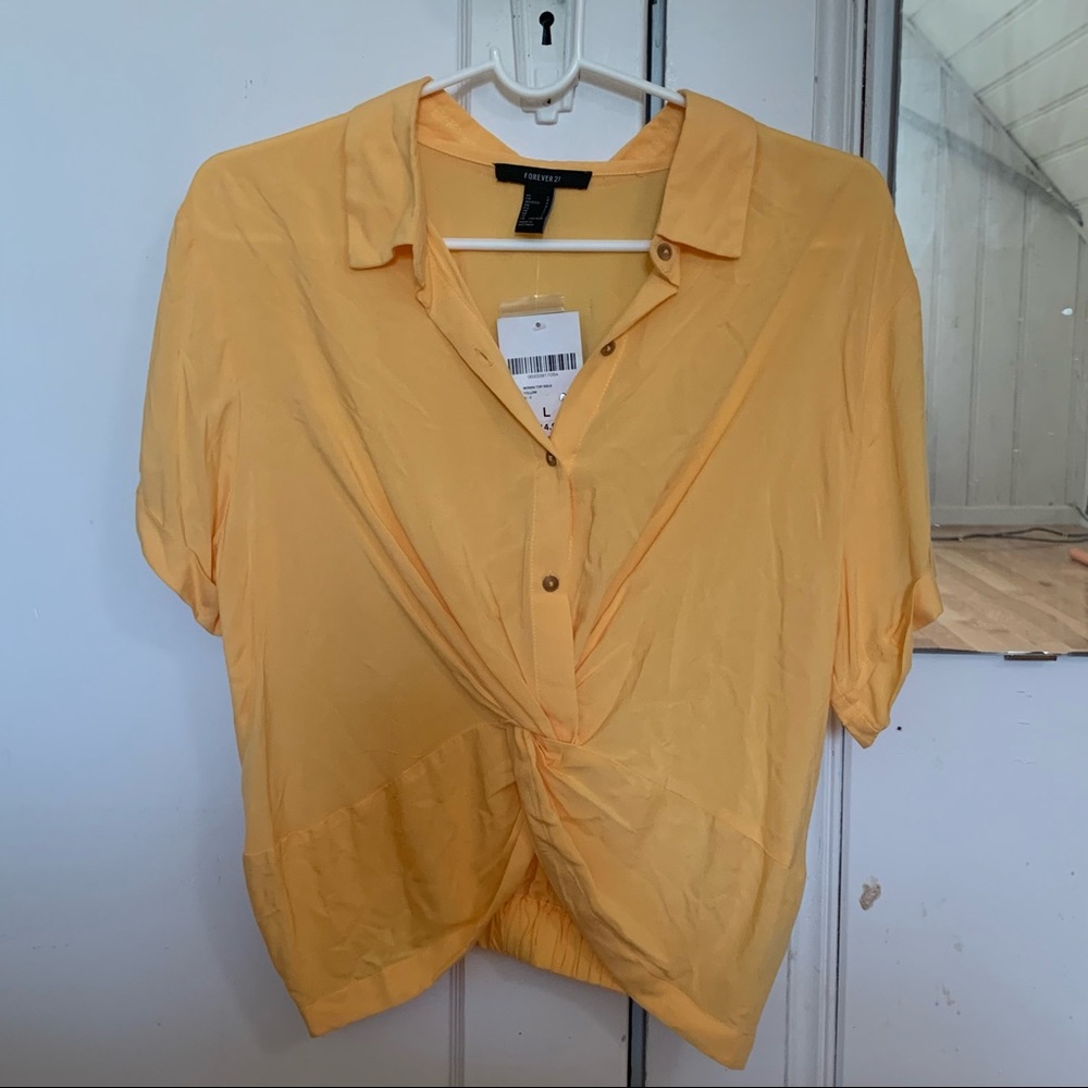 F21 yellow short sleeved cropped button down tee shirt